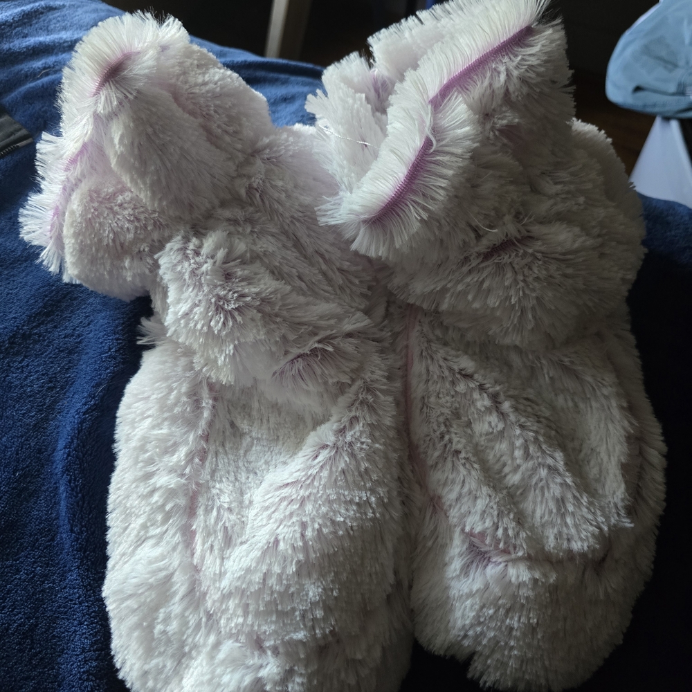 Fluffy Lavender Colored And Scented Slippers Size 12 Wms